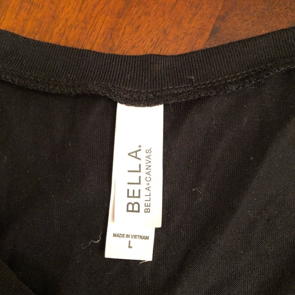 Black tank top - Picture 3 of 4